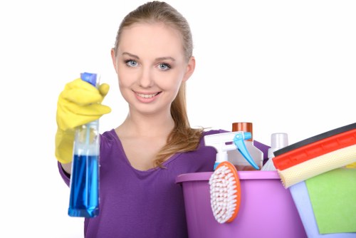 Recording and acknowledging an oven cleaning complaint