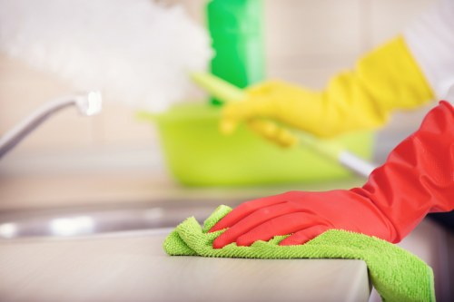 Example oven cleaning jobs in local Shepherds Bush properties